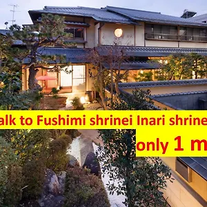  Holiday home Kyo-machiya Waka Fushimiinari